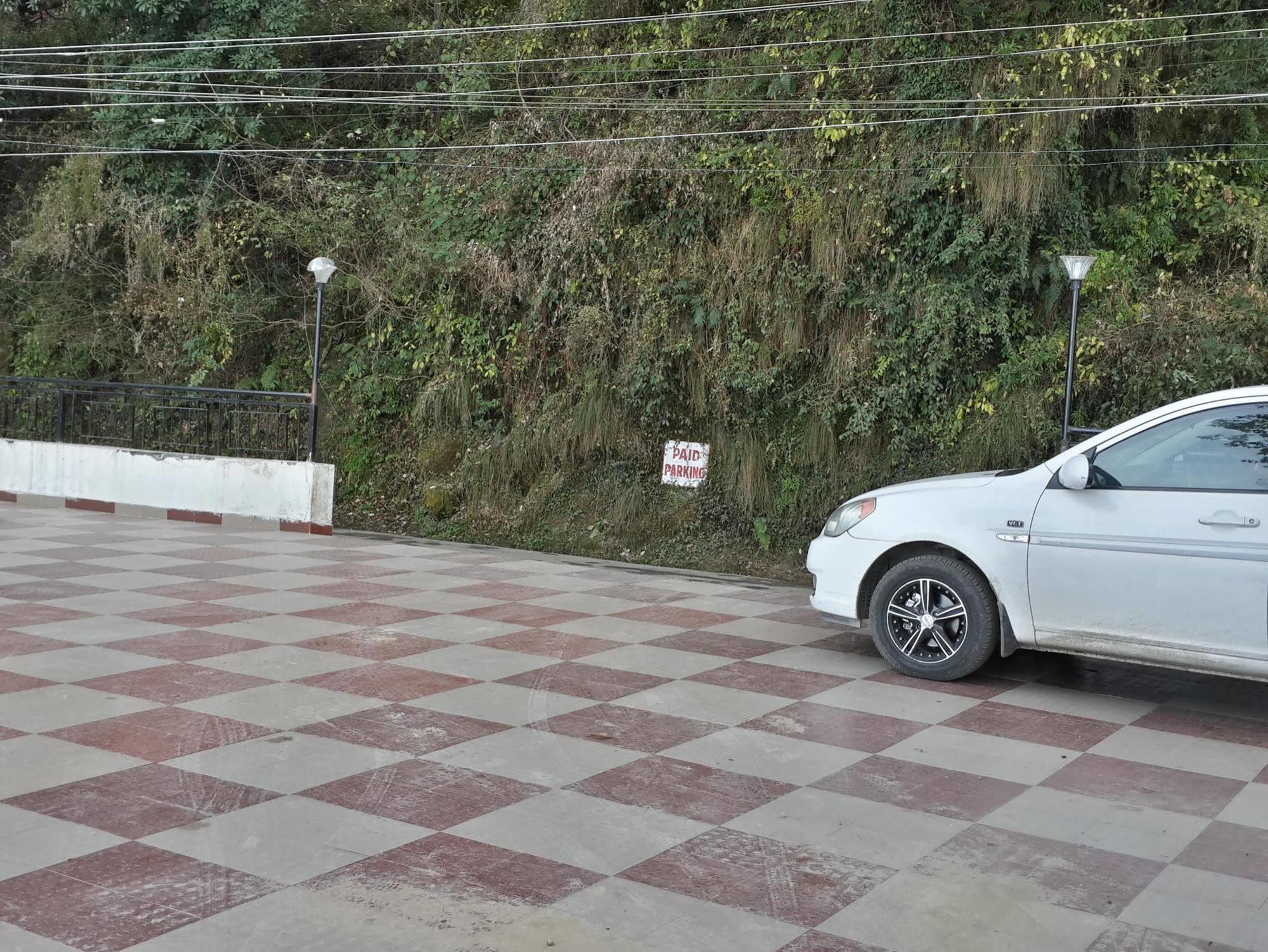 Valley View Hotel 穆索里 外观 照片